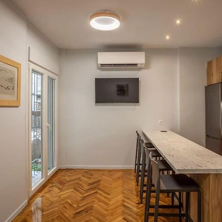 Karolou Ntil- Ground Floor Suite เทสซาโลนิกิ ภายนอก รูปภาพ